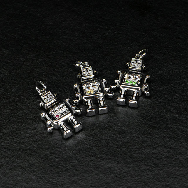 Robot Pendant - SOCIAL BATTERY
