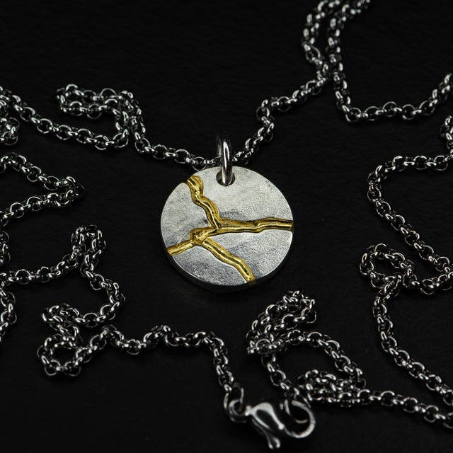 Round Silver Pendant - KINTSUGI