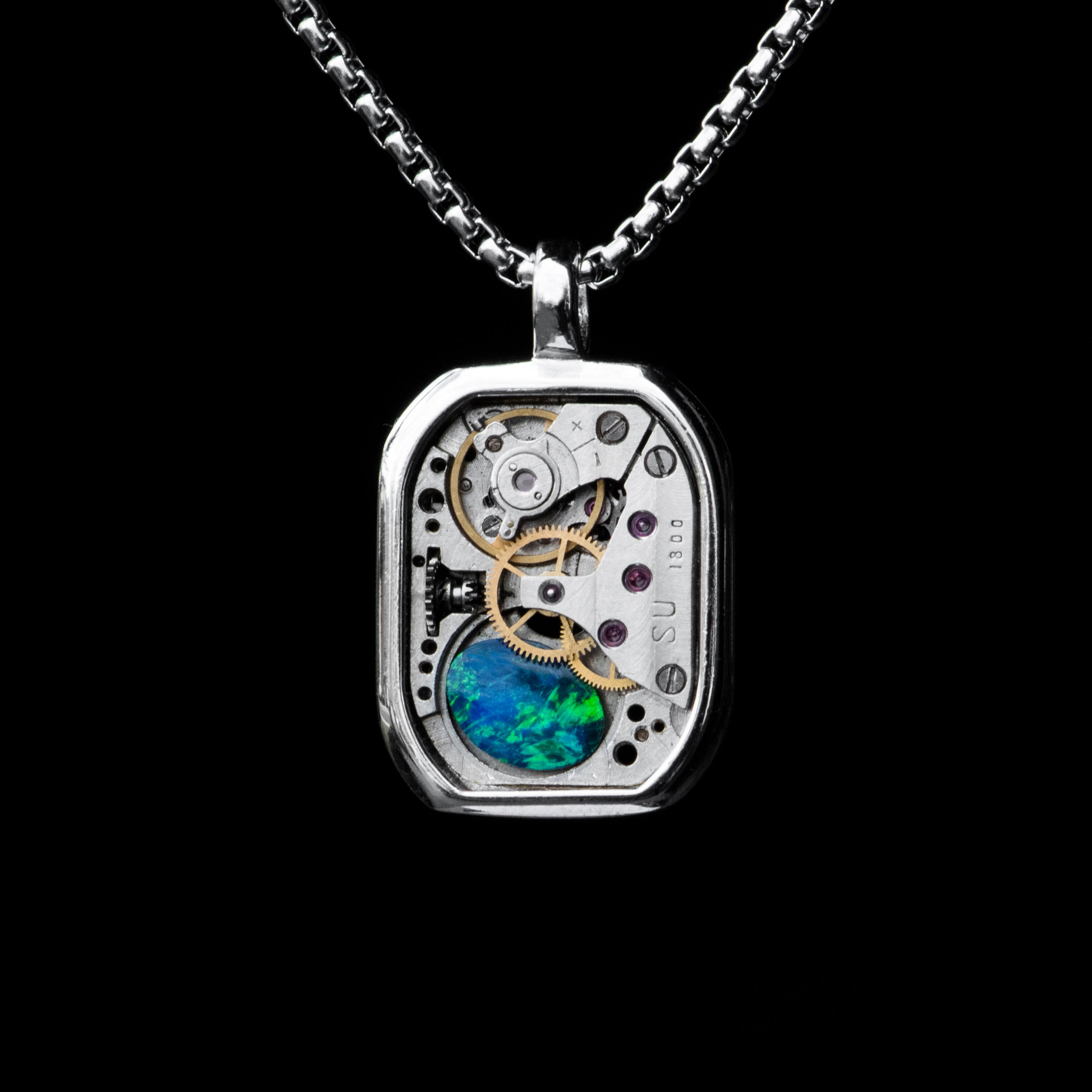 Australian opal vintage & silver pendant