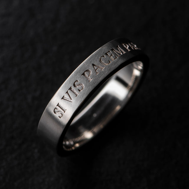 custom engraved silver ring