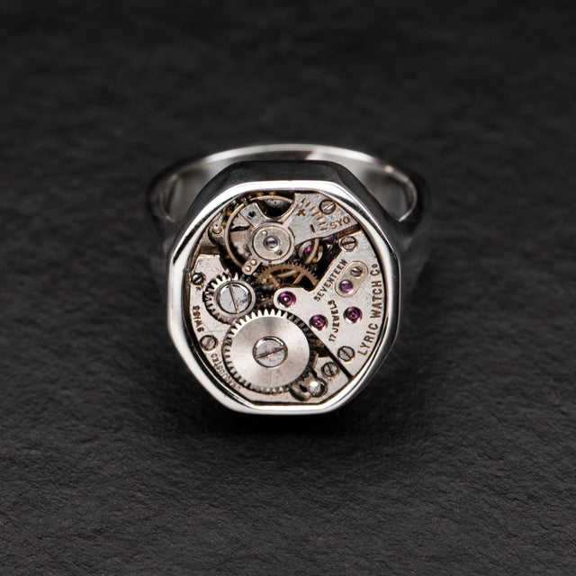 vintage round silver ring