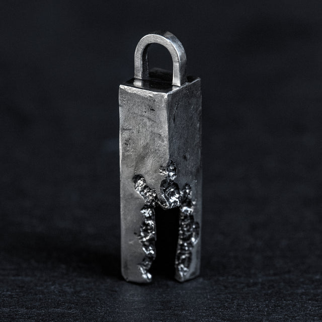 MONOLITH - AHW Studio