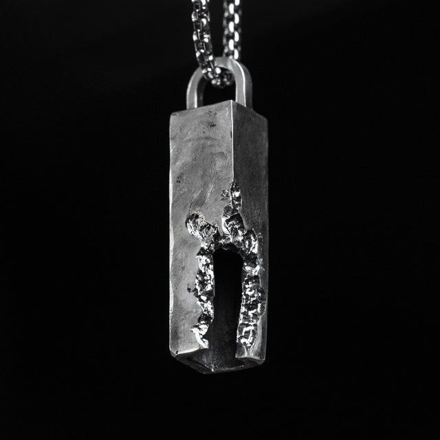 Geometric silver necklace pendant