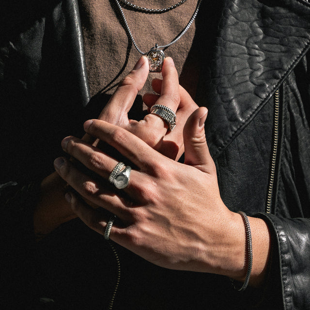 DOG-TAG - AHW Studio