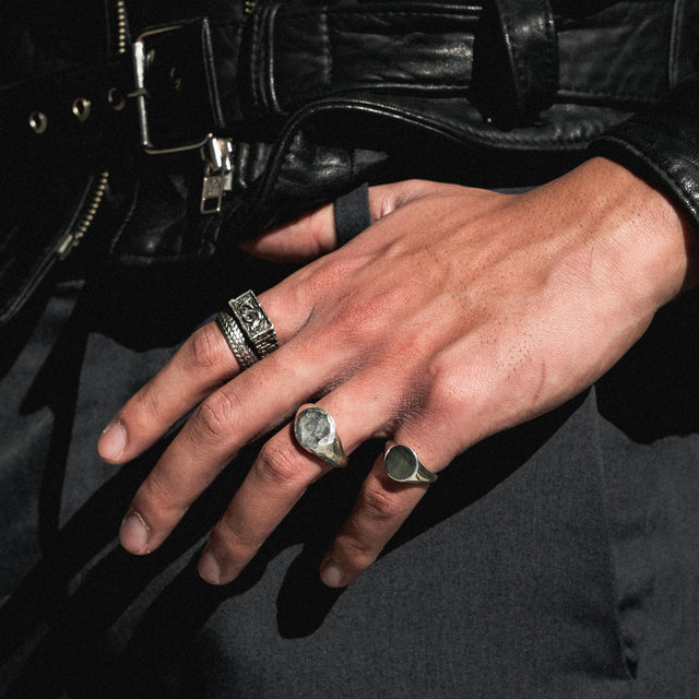 SILVER SIGNET RINGS