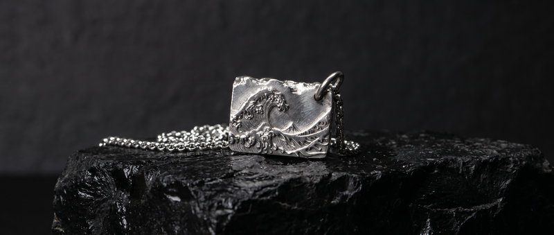 SILVER PENDANTS AND CHAINS