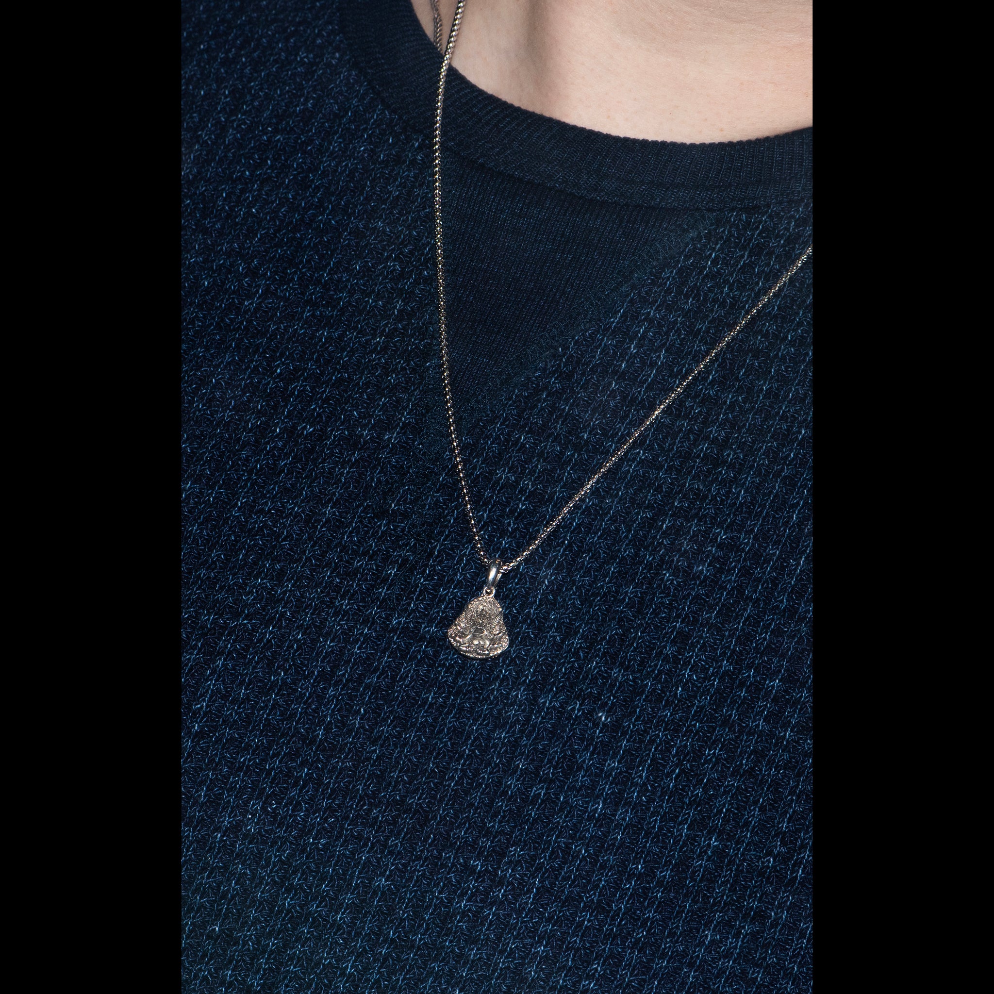 Buddha Pendant - MIRROR OF MIND - AHW Studio