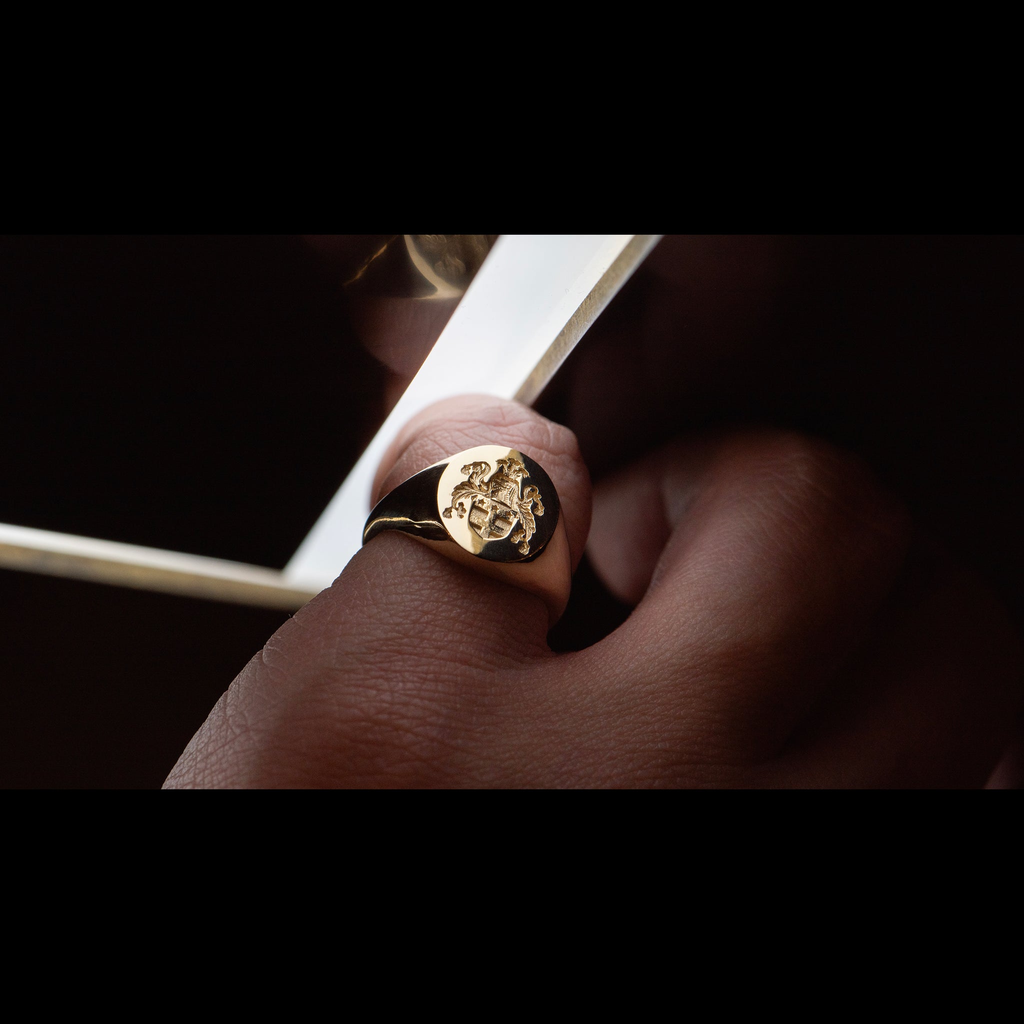 Personalised Signet Ring - OXFORD - AHW Studio