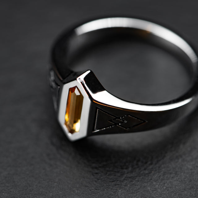 Citrine Signet Ring - SOLAR PHASE