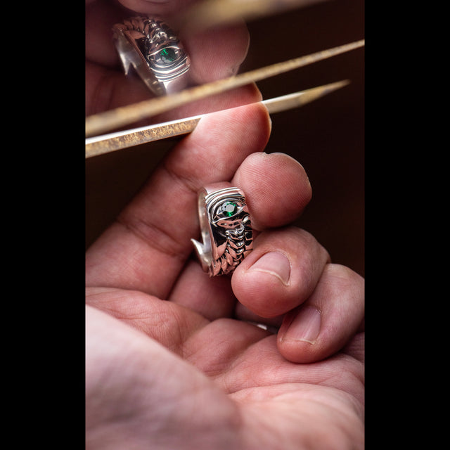 Emerald Band Ring - SERAPHIM - AHW Studio