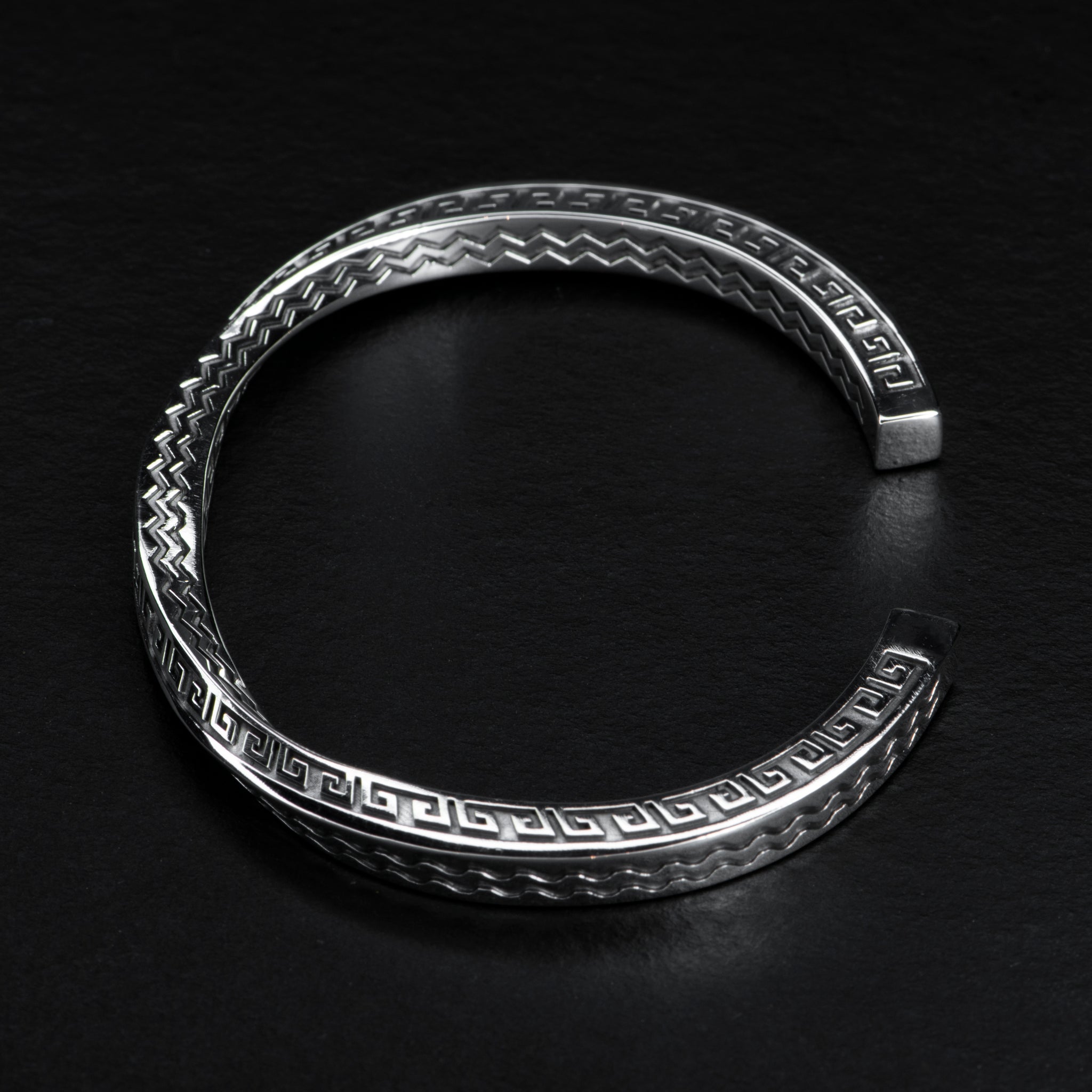 Geometric Silver Cuff - MÖBIUS - AHW Studio