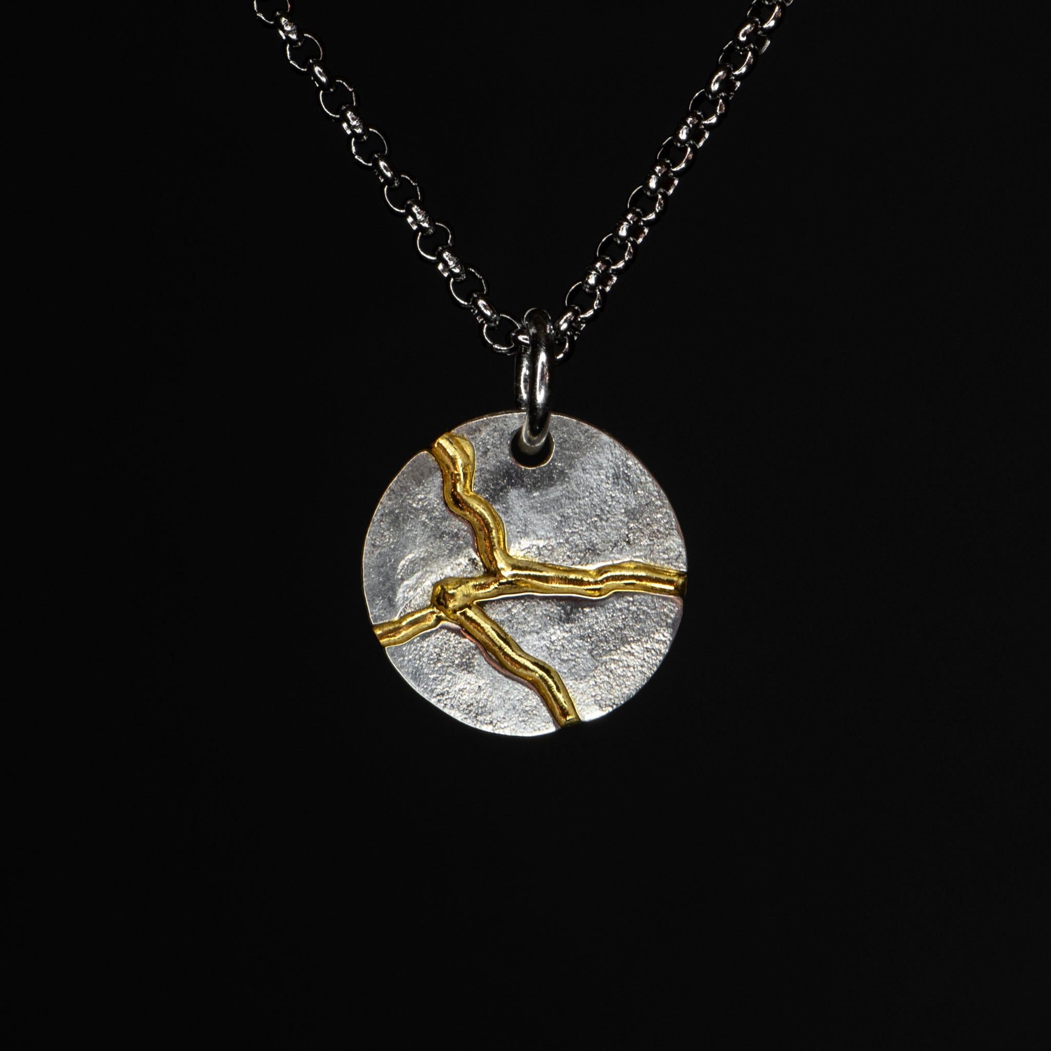 Round Silver Pendant - KINTSUGI - AHW Studio