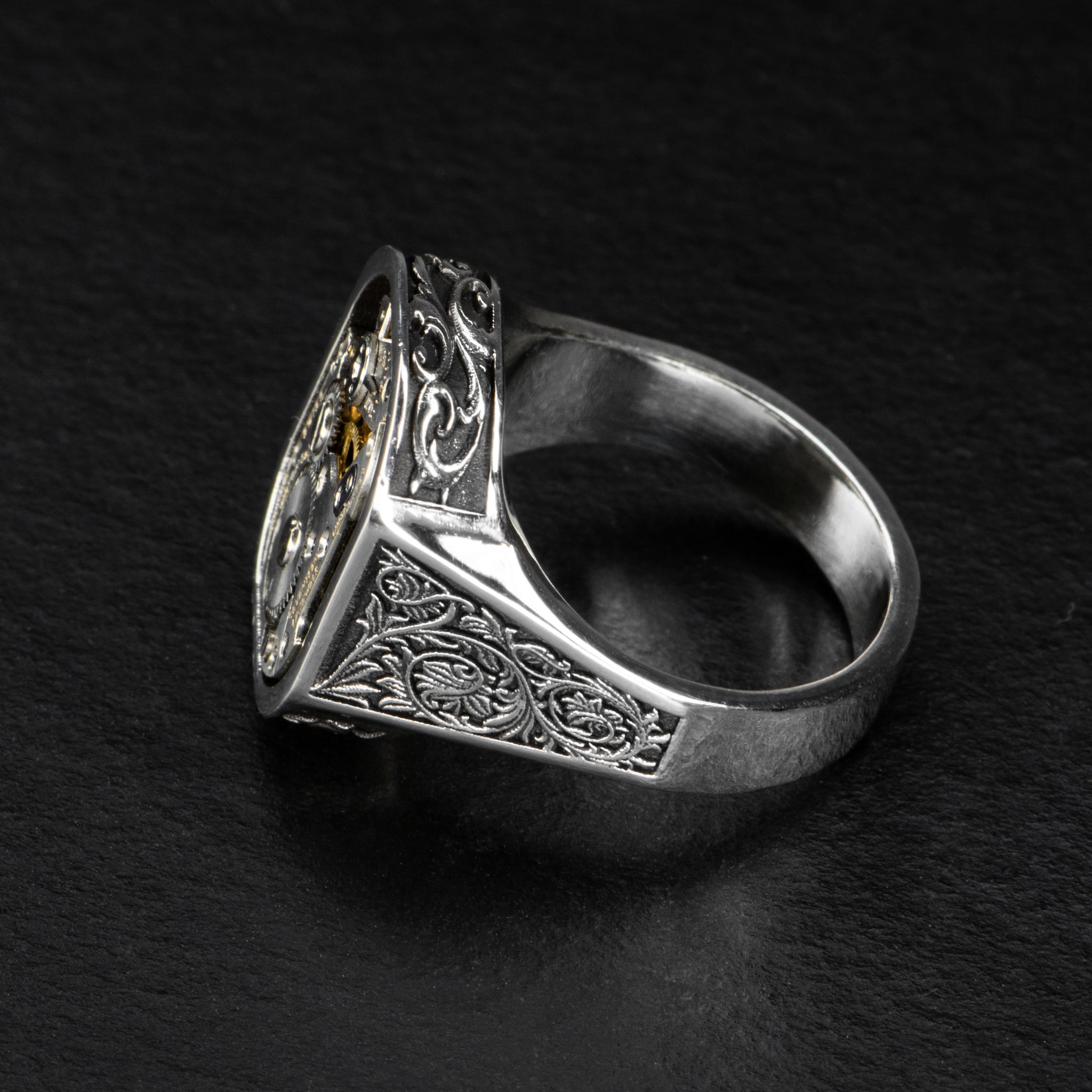 Antique Ruby Ring - DUKE - AHW Studio