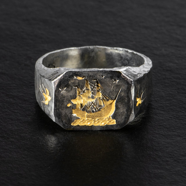 国内で当店のみ AHW STUDIO - Obsidian Signet Ring - AEGIS Obsidian Signet Ring - AEGIS – AHW Studio