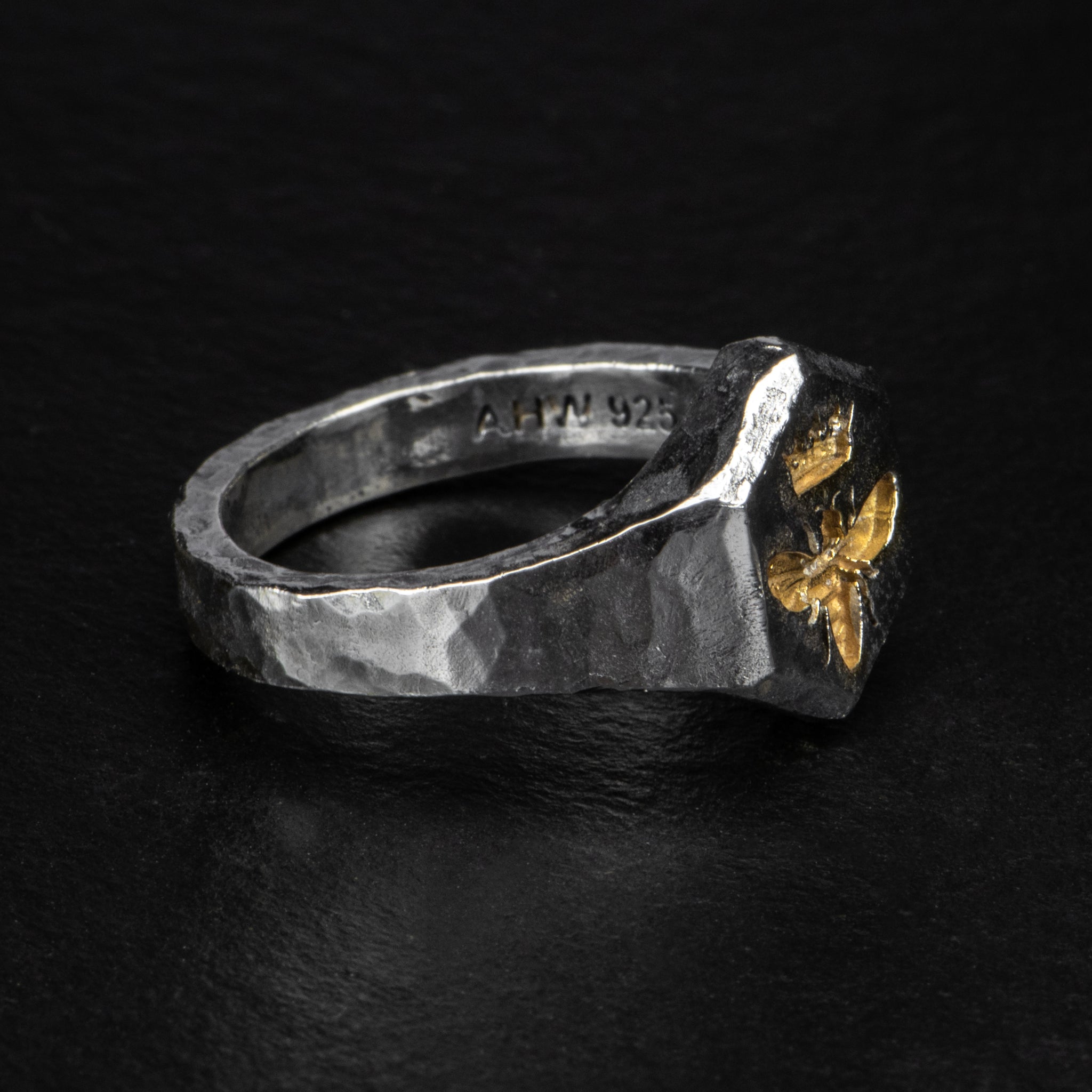 Bee Ring - AUGUST - AHW Studio