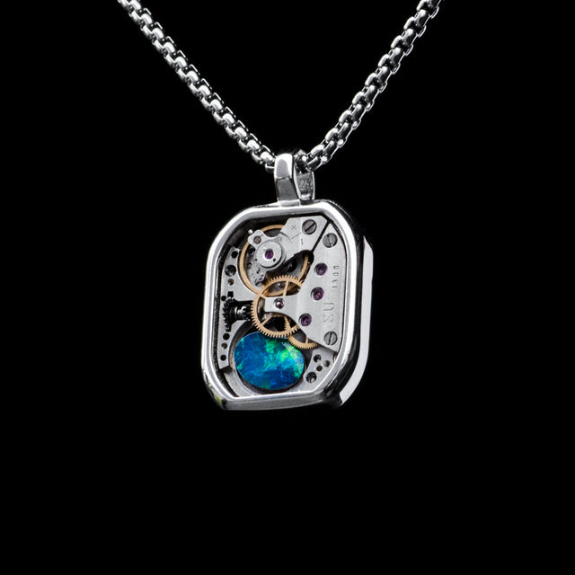 Australian opal vintage & silver pendant