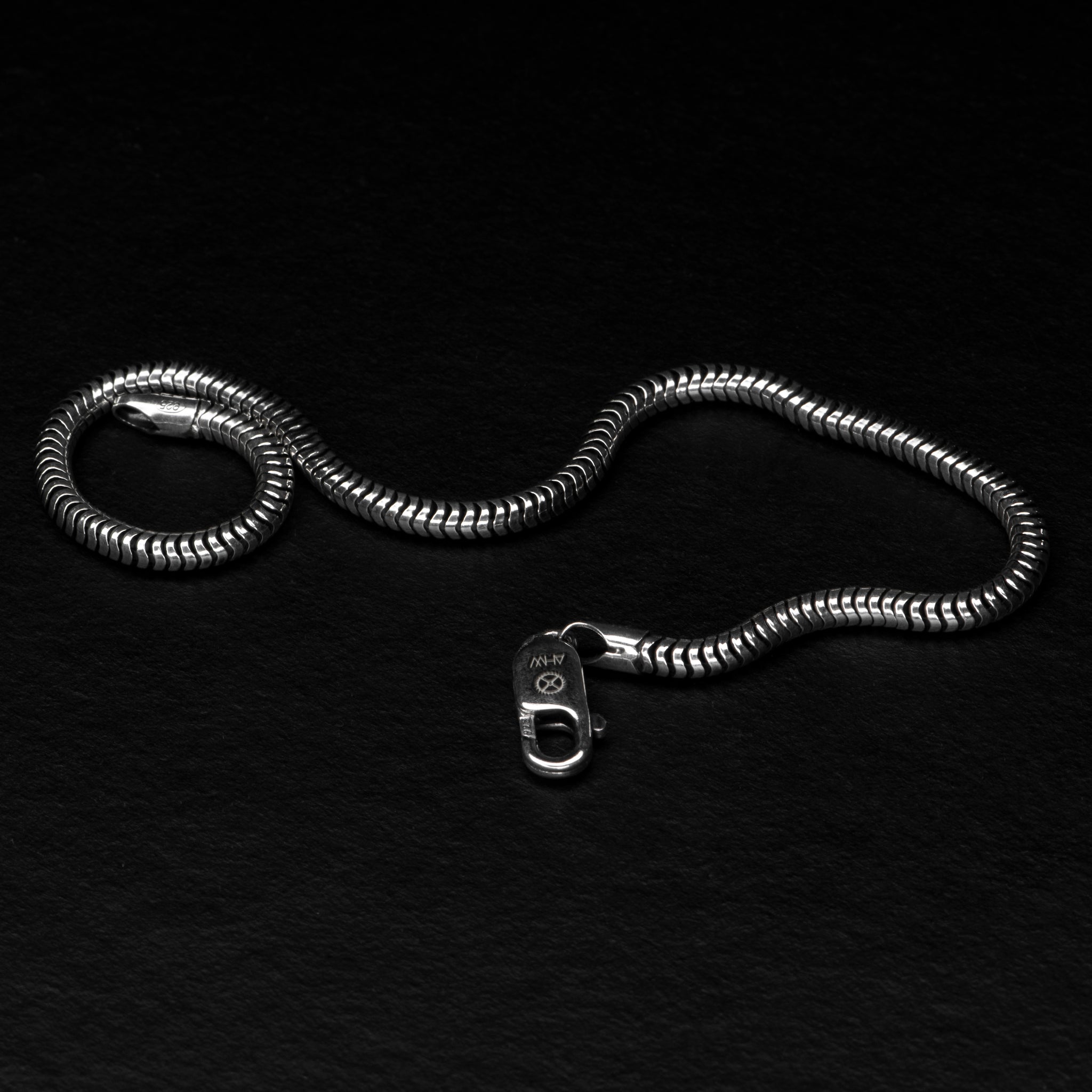 SNAKE - AHW Studio